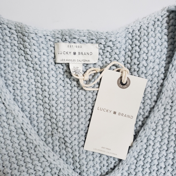 NEW- Lucky Brand V neck Waffle Sweater - Picture 4 of 5